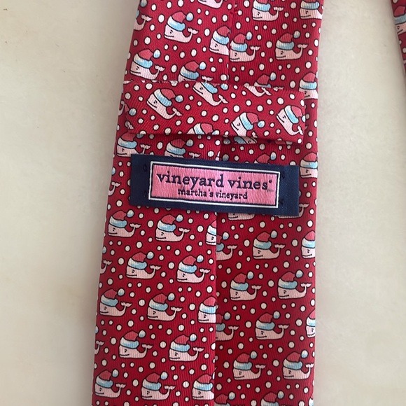VINEYARD VINE'S Boys Santa SILK Neck Tie Red Christmas - Picture 4 of 7